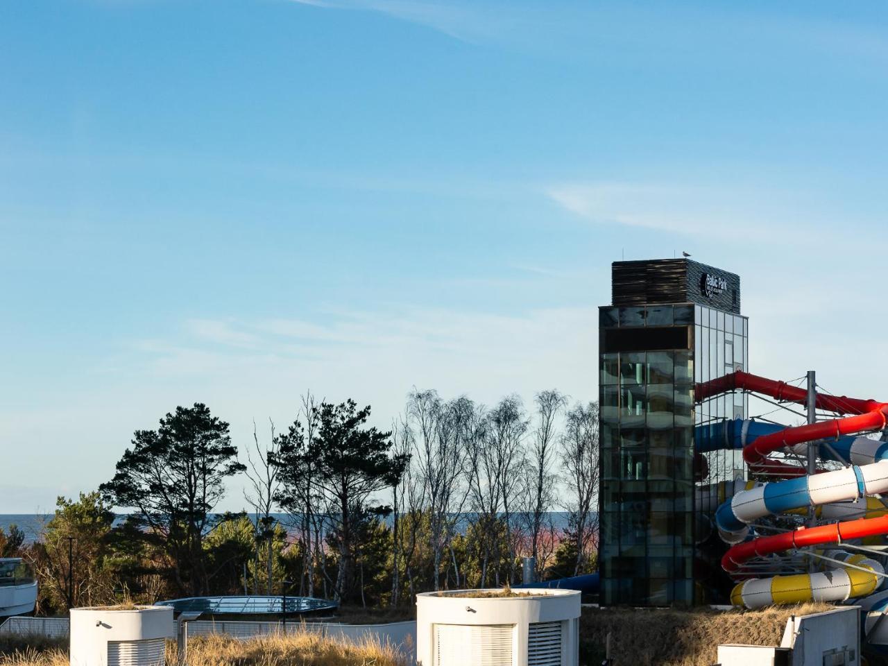 Vacationclub - Baltic Park Fort Apartament F.202 Swinoujscie Bagian luar foto